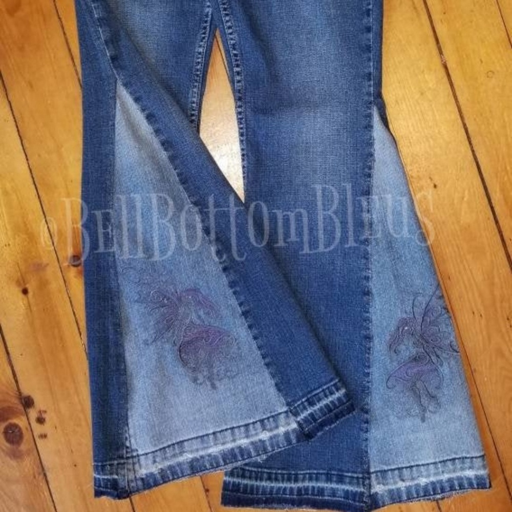 Bell Bottom Jeans View 3